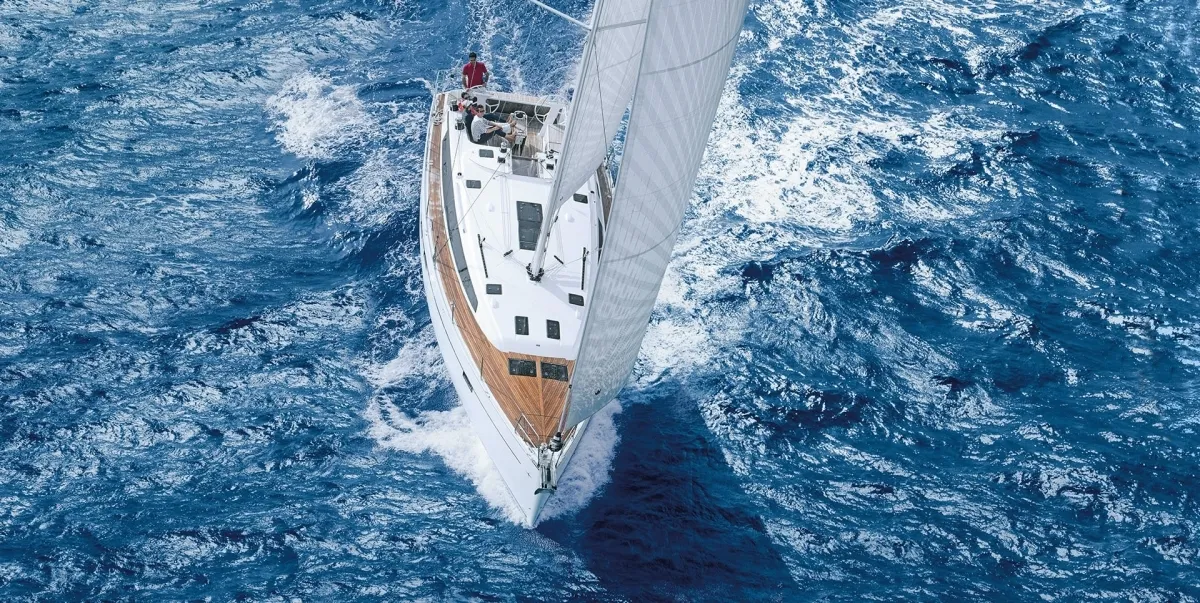 Bavaria Cruiser 51 / Outside View